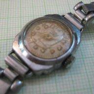 Часовник "Заря" ръчен дамски съветски, снимка 3 - Дамски - 7918515