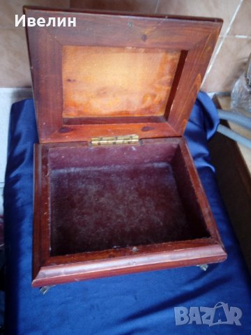 стара дървена кутия , снимка 3 - Антикварни и старинни предмети - 22252217