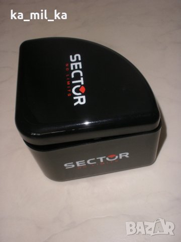 Sector-Кутия-триъгълна, снимка 1 - Други - 23998530