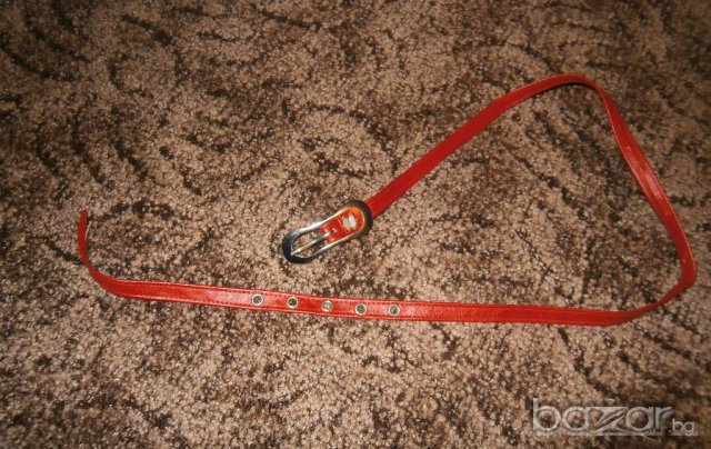 Червен дамски кожен колан, снимка 2 - Колани - 8962071