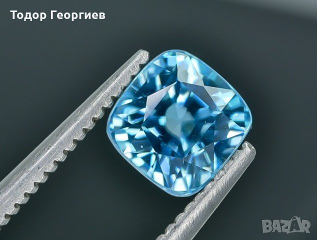 Син Циркон 1.68 карата