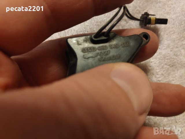 Продавам - оригинален плафон осветление ляво огледало за Ауди А8, снимка 5 - Части - 25155689