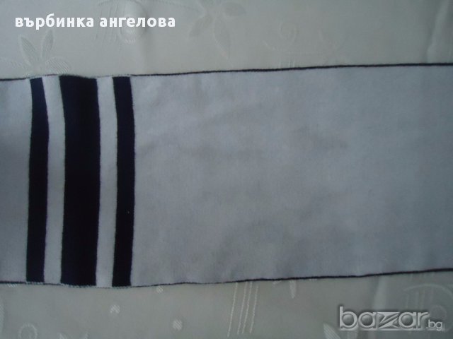 Уникален шал унисекс United Colors of Benetton, снимка 7 - Шапки - 17051162