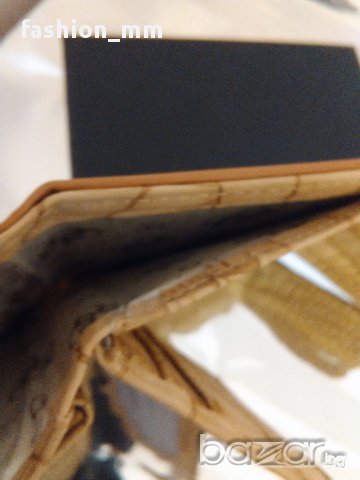 Ново дамско Портмоне guess  beige, снимка 3 - Портфейли, портмонета - 14666859