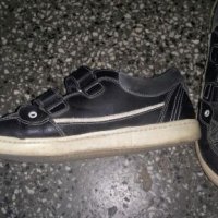 Юношески обувки, снимка 1 - Спортно елегантни обувки - 24840537