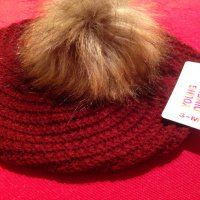 нова зимна шапка за момиче , снимка 5 - Шапки, шалове и ръкавици - 20861361