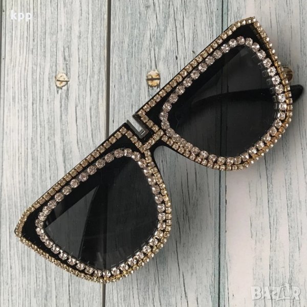 Слънчеви очила с кристали код 126191, снимка 1