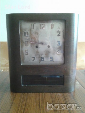 Стар часовник "Kienzle"