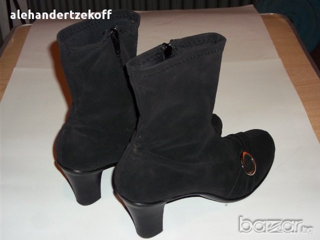 Три чифта дамски обувки , единият от,които в комплект с чанта., снимка 10 - Дамски ежедневни обувки - 11838281