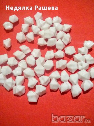 Камъчета за декорация-лилави, сини, бели и розови, снимка 3 - Декорация за дома - 11607634