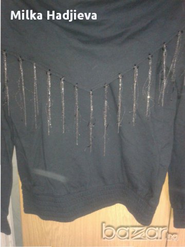 ватирана черна блуза, снимка 1 - Блузи с дълъг ръкав и пуловери - 15746439