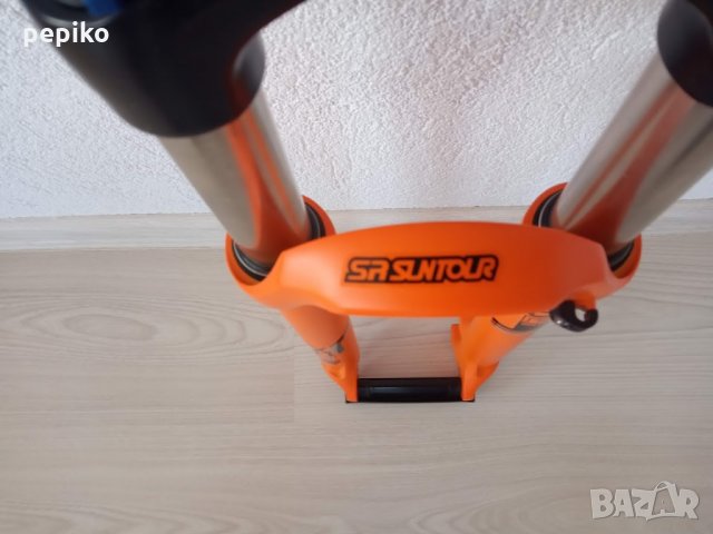 Продавам колела внос от Германия магнезиева вилка SR SUNTFUR XCR 32-29 цола диск 160мм., снимка 5 - Части за велосипеди - 24409045