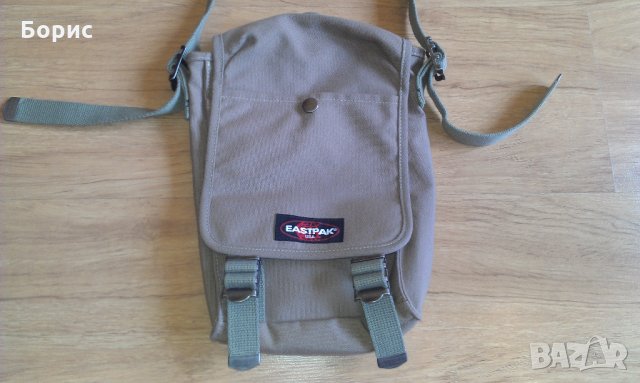 Eastpak-чантичка, снимка 2 - Чанти - 24871361