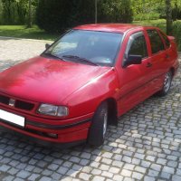 Seat Cordoba 1.8 газ/бензин АВТОМАТ , снимка 2 - Автомобили и джипове - 22192731