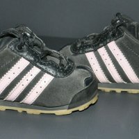 Детски маратонки Adidas , снимка 3 - Детски маратонки - 20382042