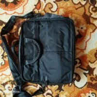 Чанта за лаптоп, снимка 1 - Лаптоп аксесоари - 23918987