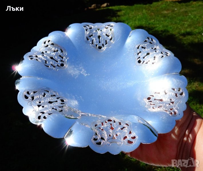 Посребрена фруктиера с ажур,маркирана. , снимка 1