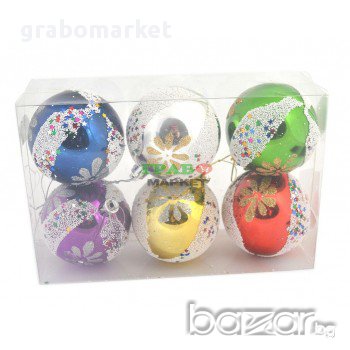 Комплект от 6 бр. топки за окачване на елха - цветчета. Изработени от PVC материал