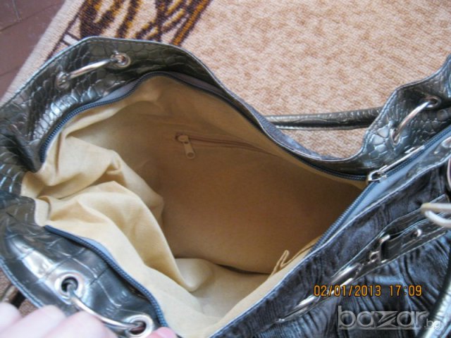 Нова чанта, снимка 2 - Чанти - 6248628