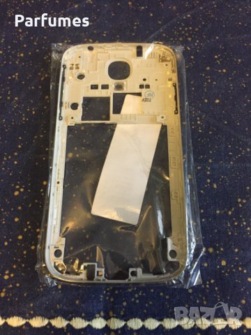 Samsung S4 счупен дисплей + рамка + УСБ и ВСИЧКО ЗА 20лв Само дисплея не работи. , снимка 3 - Samsung - 24236929