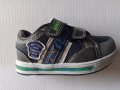 Детски спортни обувки за момче с лепенки, водонепропускливи в сиво, снимка 1 - Детски маратонки - 10253048