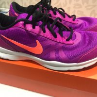 NIKE нови оригинални дамски маратонки, снимка 3 - Маратонки - 25093268