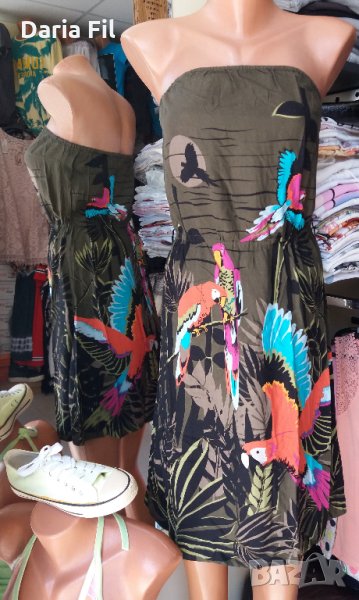 Рокличка в зелено с папагали и деколте тип бюстие, снимка 1