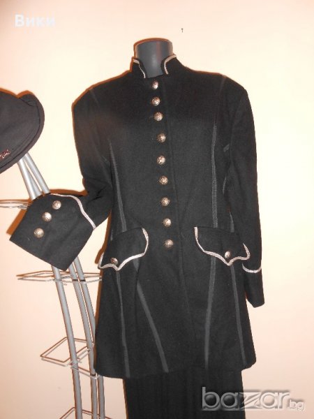 Елегантно вълнено сако с офицерска яка , снимка 1