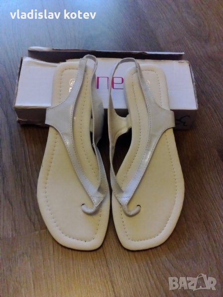 Бели чехли , снимка 1