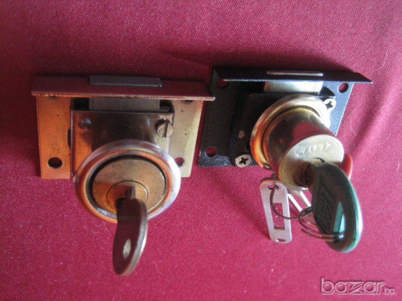 Ключалки с ключове за вратичка на шкаф, чекмедже, пощенска кутия, 4,5 и 5 см., снимка 1