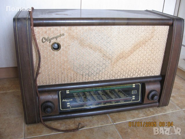 Ретро лампово радио модел  Olympia  542 WM , 1954/55 г , снимка 2 - Колекции - 21759445