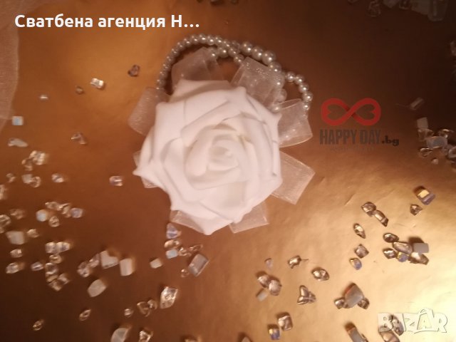 Сватбена бутониера за ръка гривна Магдалена, снимка 3 - Сватбени аксесоари - 21823188