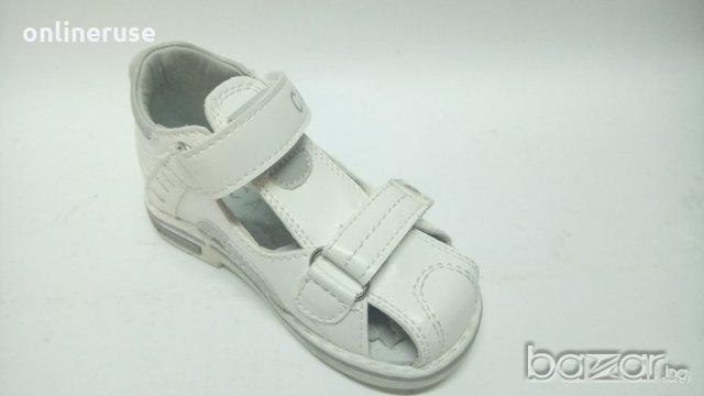 Детски сандали САО бяло затворено, снимка 2 - Детски сандали и чехли - 18336858