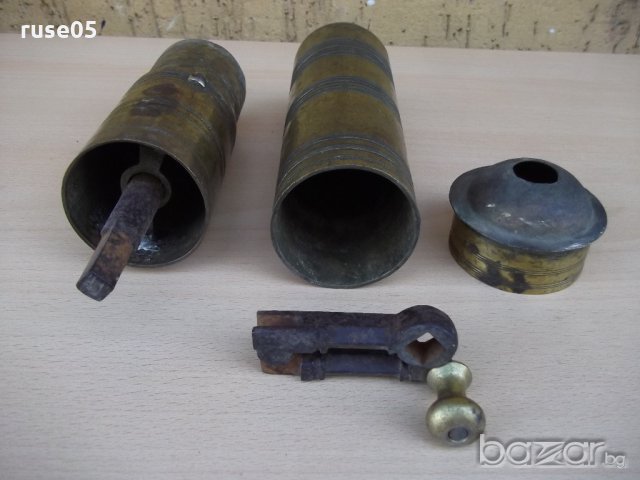 Машинка за мелене на чер пипер и др. бронзова стара - 2, снимка 6 - Други ценни предмети - 19563729