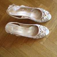 Сандали с пеперуди, снимка 3 - Дамски ежедневни обувки - 19501141