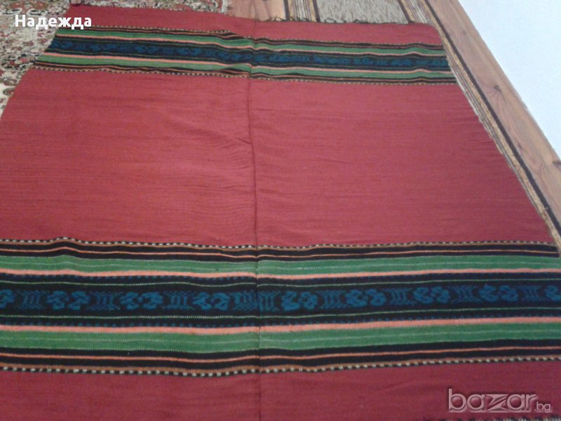 Ръчно тъкан килим от вълна, снимка 1
