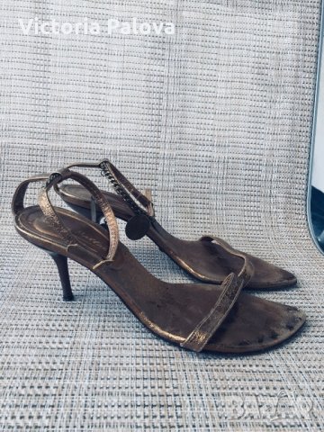 Леки красиви сандали ,ест кожа, снимка 2 - Сандали - 24998188