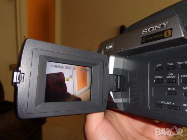 Нова, неизползвана камера Sony Handycam, снимка 3 - Камери - 10818075