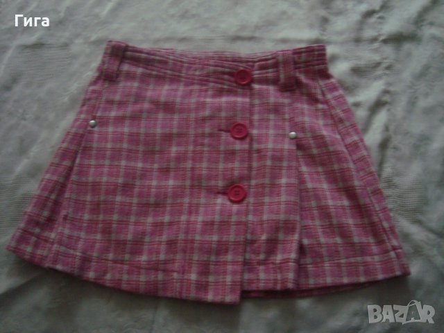 Карирана поличка на Бенетон, снимка 2 - Детски рокли и поли - 24197507