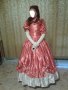 Бална рокля във викториански стил в розово и бяло, снимка 12