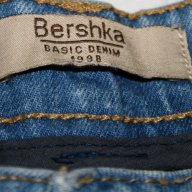 Bershka мъжки дънкови 3/4-ти панталони , снимка 2 - Дънки - 18381382