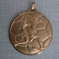 вьзпоменателен медал .шампионска купа 1985 г., снимка 1 - Фен артикули - 20851036