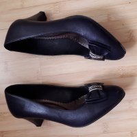 Дамски обувки тъмносини среден ток, снимка 4 - Дамски обувки на ток - 22558950