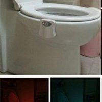 Нощна лед светлина за тоалетна чиния, снимка 3 - Настолни лампи - 18345863