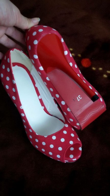 Дамски обувки на точки в Дамски обувки на ток в гр. Ямбол - ID14937305 —  Bazar.bg