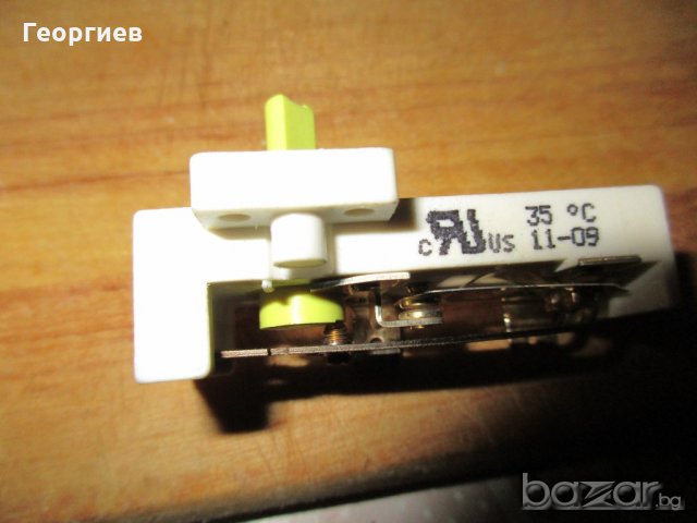 Механиèн термостат 6  -  35  градуса, снимка 2 - Ключове, контакти, щепсели - 21226170
