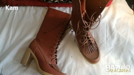 Чисто нови ботуши 25 лв., снимка 2 - Дамски ботуши - 25902434