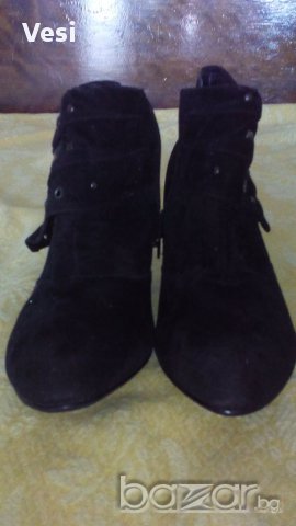 Велурени боти, снимка 4 - Дамски боти - 17074429