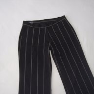 Дамски черен панталон в рае, М , снимка 3 - Панталони - 18403062