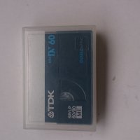 tdk mini dv 60, снимка 2 - Чанти, стативи, аксесоари - 25353916